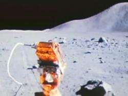 File:Apollo 15 lunar rover EVA2.ogg