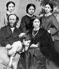 photograph of Aivazovsky with his first wife, Julia, and their four daughters