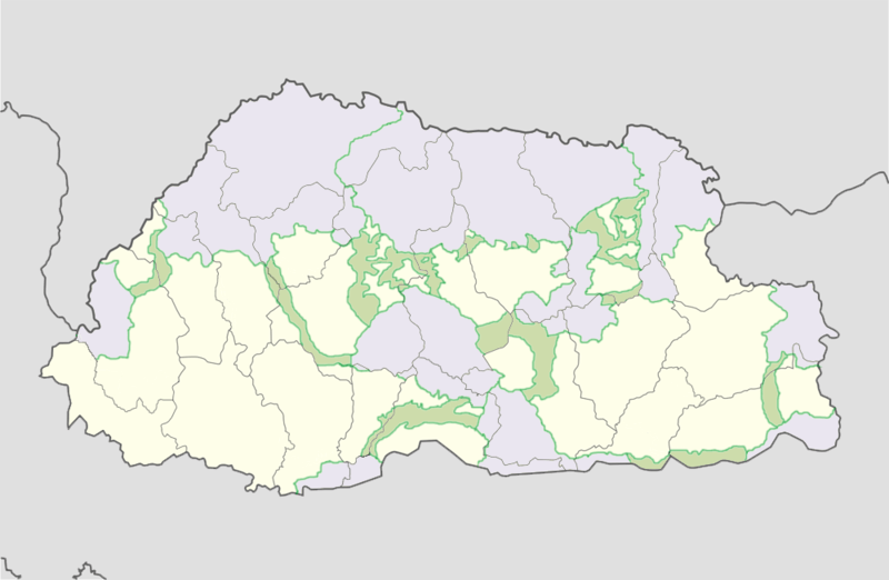 Protected areas within Lhuntse District: parks (lavender) and corridors (green).