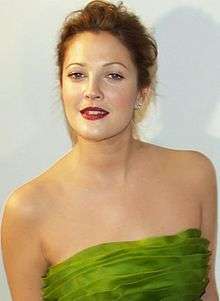 Head-and-shoulders colour photograph of Drew Barrymore in 2007