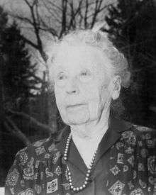 black and white picture of elderly lady