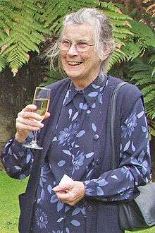 Evelyn Stokes in Tauranga, 2003