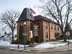 Isanti County Courthouse