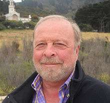 A picture of Nelson Demille, an American author.