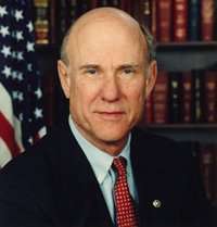 Pat Roberts congressional portrait