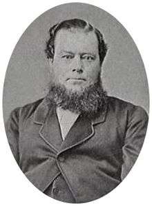 Photograph of bearded man without moustache