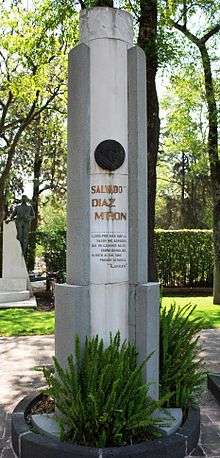 Salvador Díaz Mirón's tomb